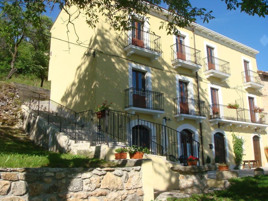 Residence Villa Valsi Santo Stefano Di Sessanio Exterior photo